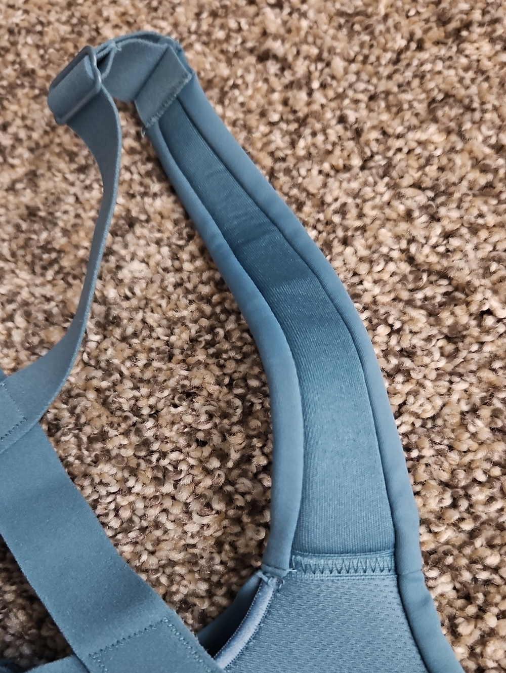 NWOT VS On Point Strappy Back Sport Bra - Picture 8 of 8